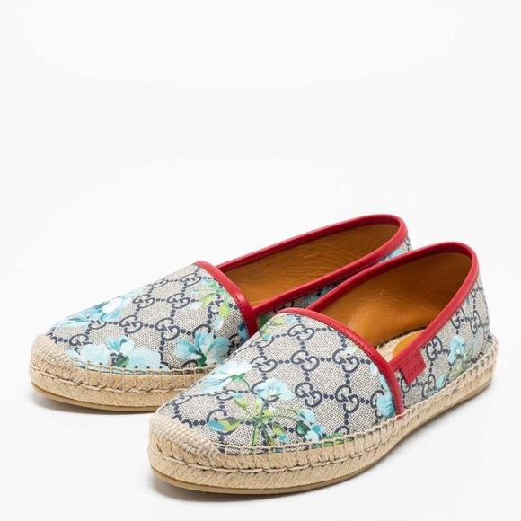 Gucci Blooms Supreme blue floralEspadrilles red leather trim
